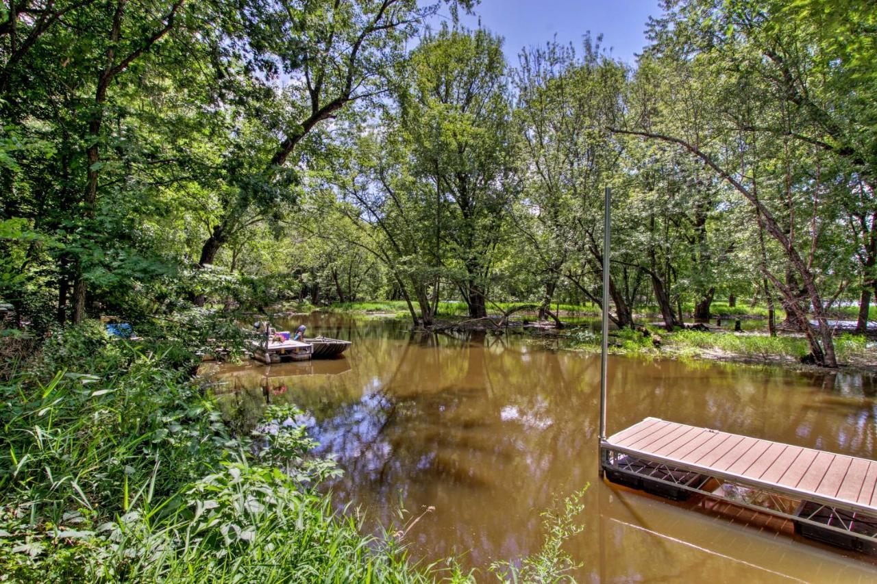 Riversong Waterfront La Crosse Home With Dock Luaran gambar